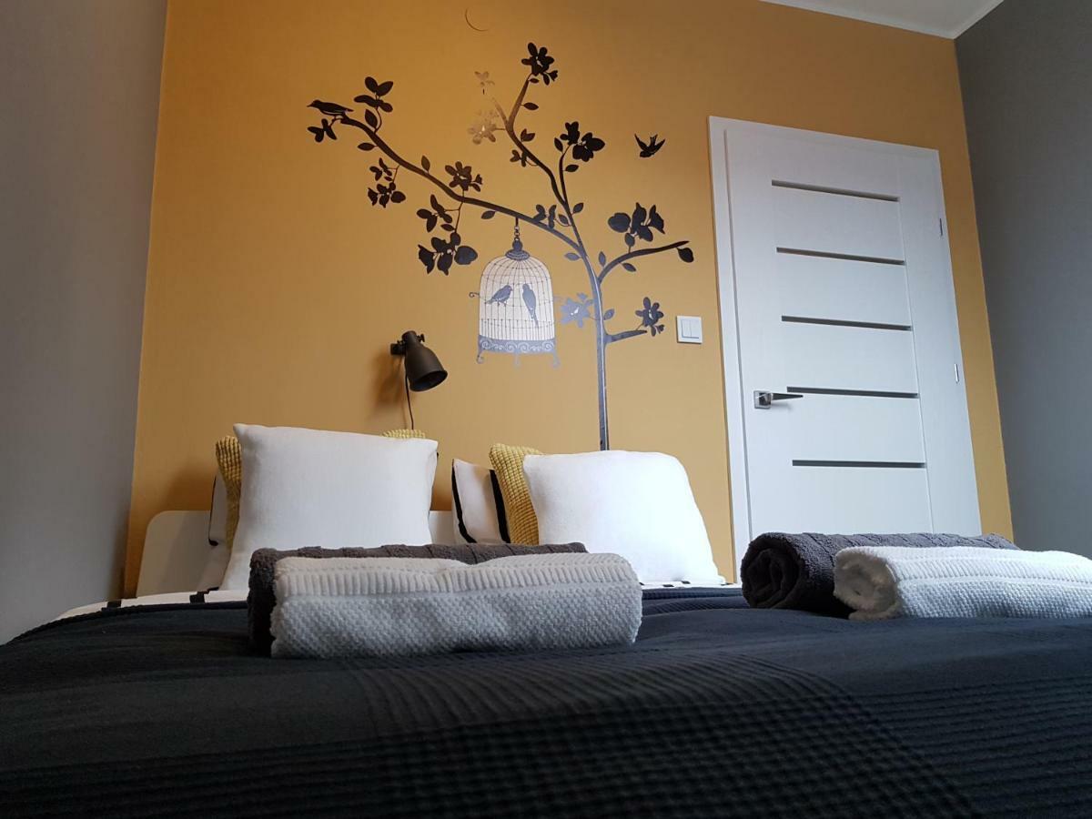 Black Rose Apartament Targi 3 Km, F-Ry Vat Kielce Kültér fotó